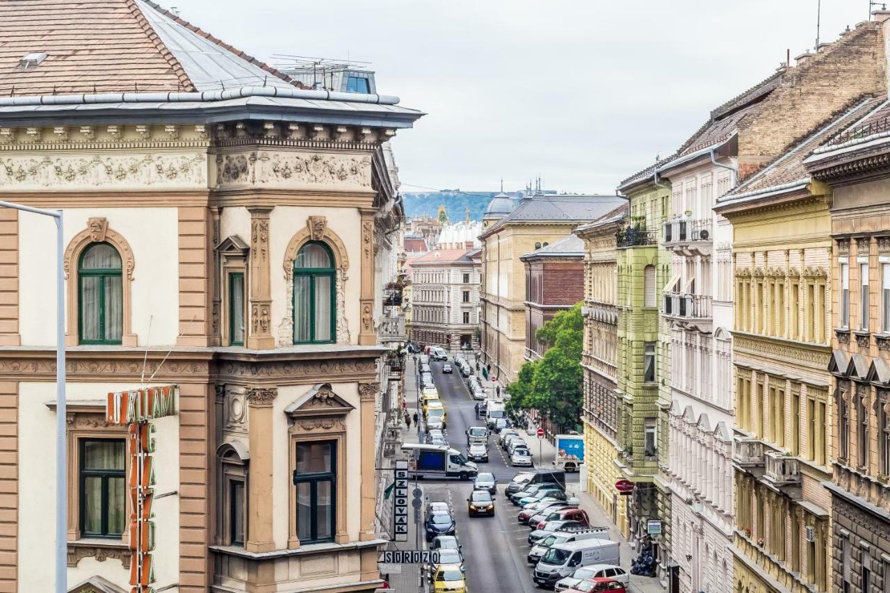 Bpr Luxe De Noir Et Blanc Apartment Budapest Eksteriør bilde